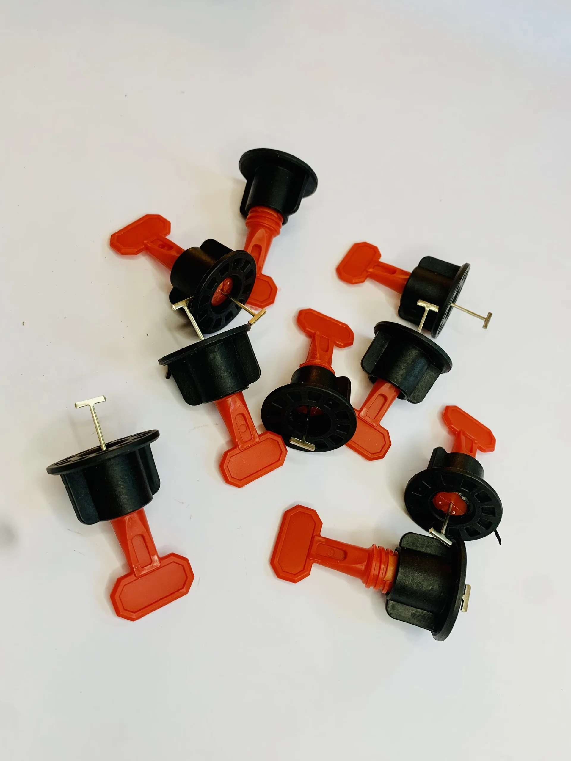 Plastic Leveling System Clips & Wedges Fast Delivery Durable Plastic For Ceramic Spacing Application Flexible Packing