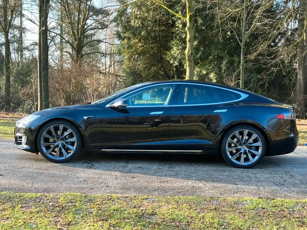 Бесплатная доставка Подержанные 2018 электромобили Tesla Model S Performance Long dange Dual Motor 4WD Электрический 102611 км