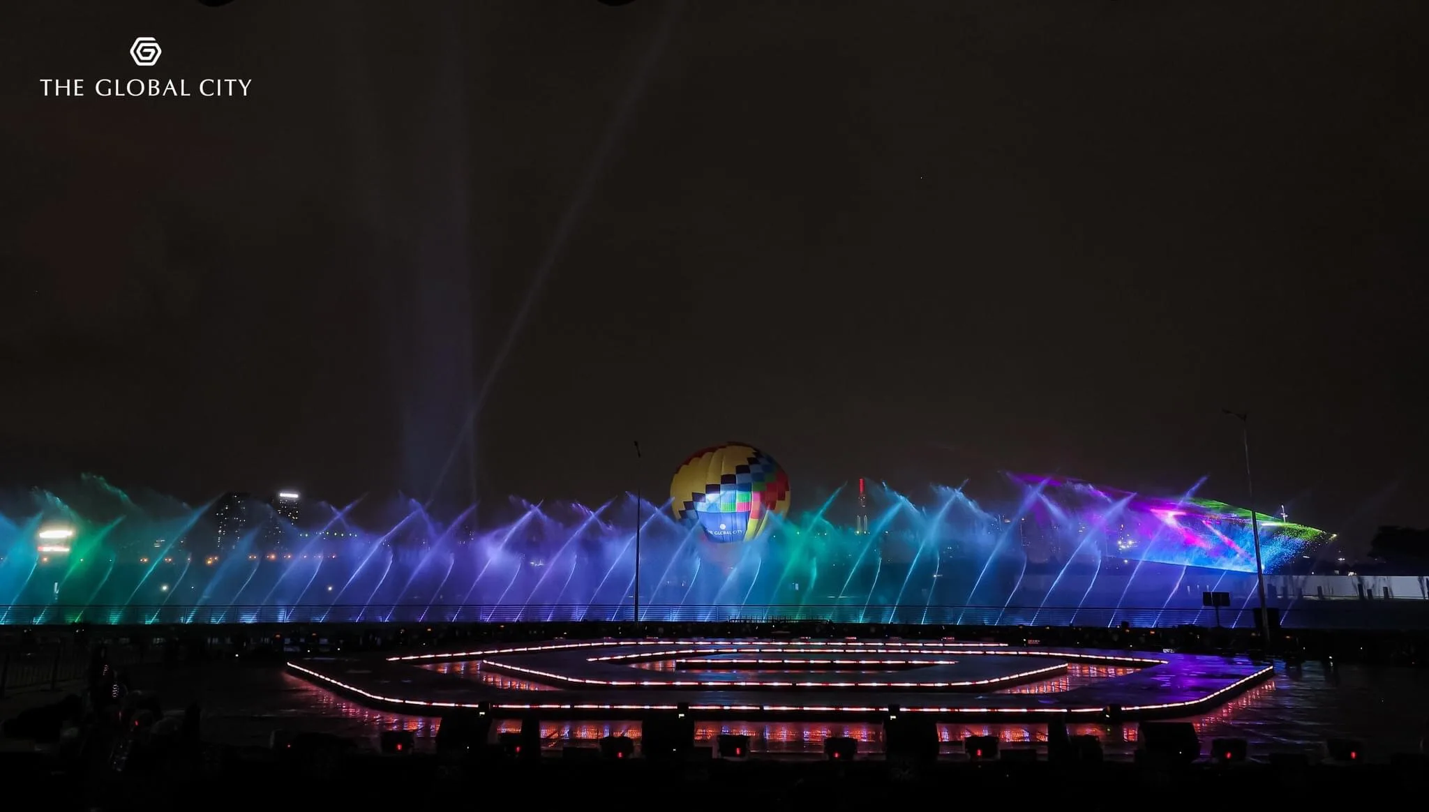 Вьетнамский танцевальный фонтан