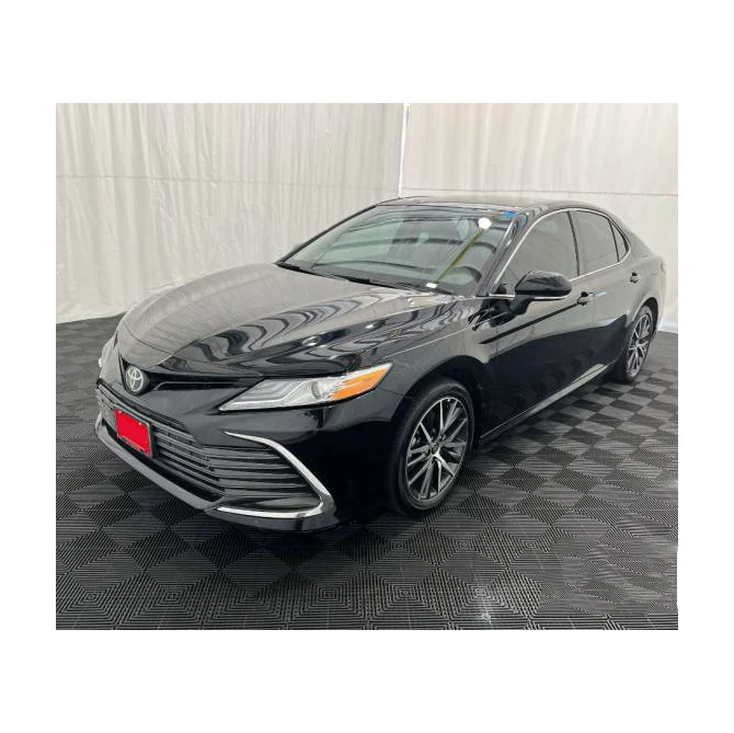 Toyotai Camry USB Charging Ports for All Passengers
