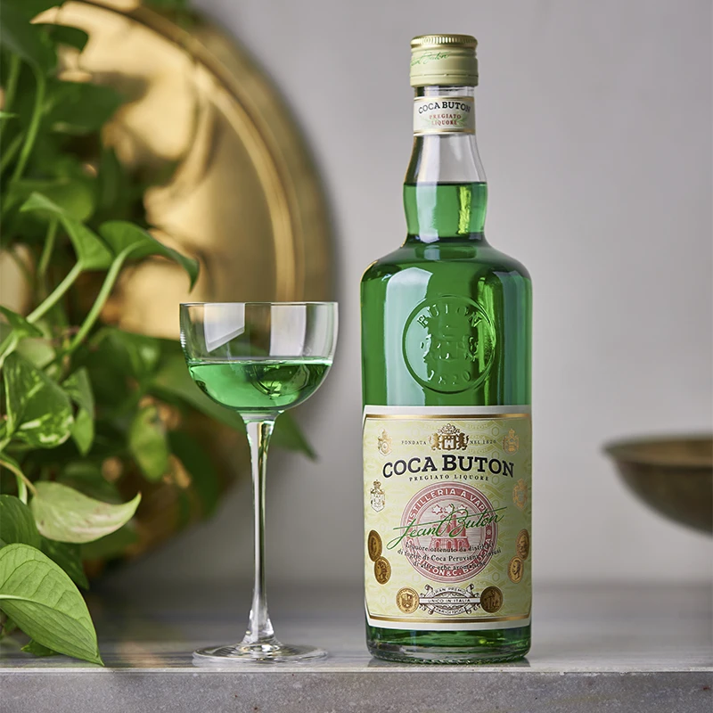 Premium line Top Quality Made in Italy Premium Liqueur Coca Buton 6 x bottle 0.70ml ready for export