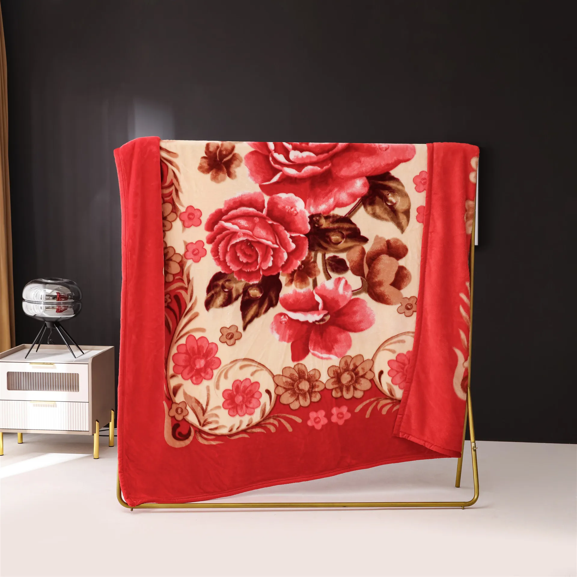 New autumn and winter Raschel blanket, office nap blanket, air conditioning blanket cover blanket single and double blanket