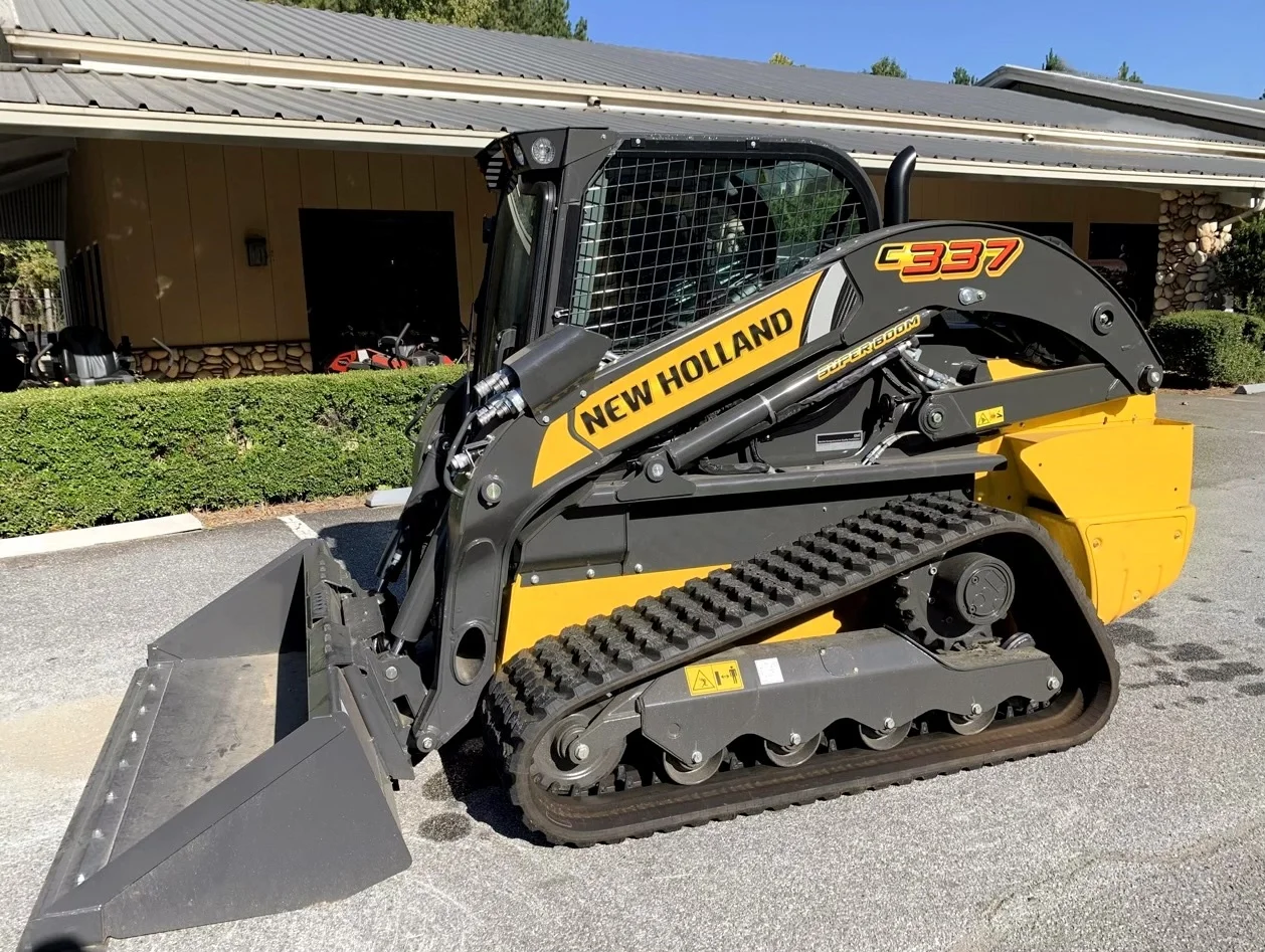 Best Deal 239 Hours Used NH C337 Track Skid Steer Cab AC and Heater 2 Speed Quick Coupler Back Up Camera, Radio Ready to Ship