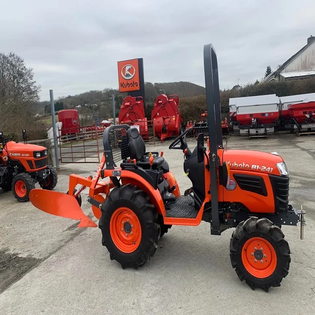 Kubota 4wd 4x4 30hp 50hp 80hp 120hp сельскохозяйственные тракторы в наличии Лучшая цена дешевая мини сельскохозяйственная техника