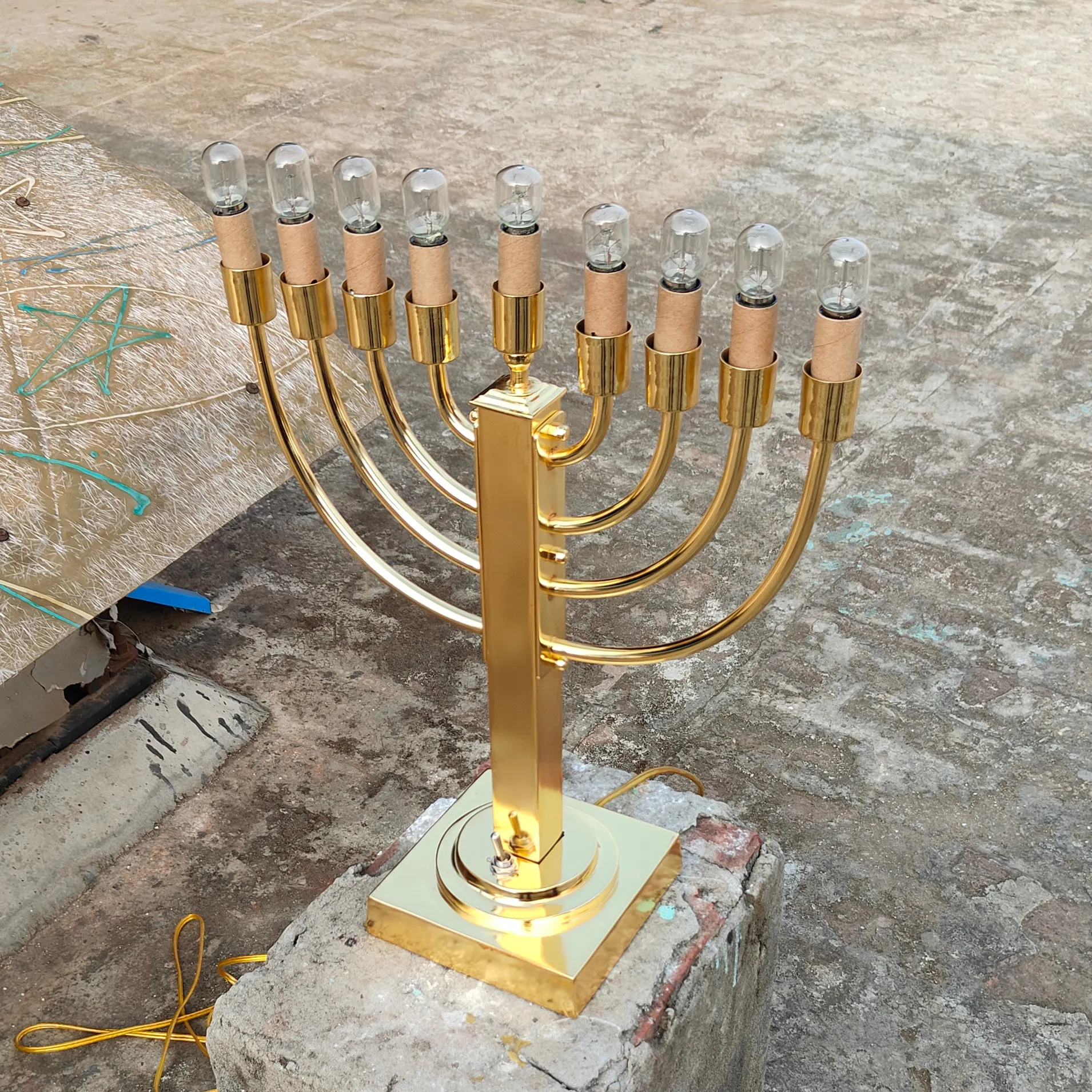 Gold Plated 18.5 Inch 9 Branches Menorah Home Decoration Jewish Chanukah Hanukkia for Israel Temple Hanukkah Menorah