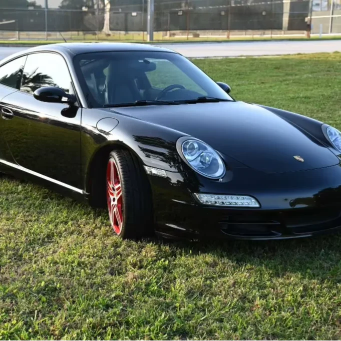 Новые порши высшего уровня 911 Carreras S шестиступенчатая купе