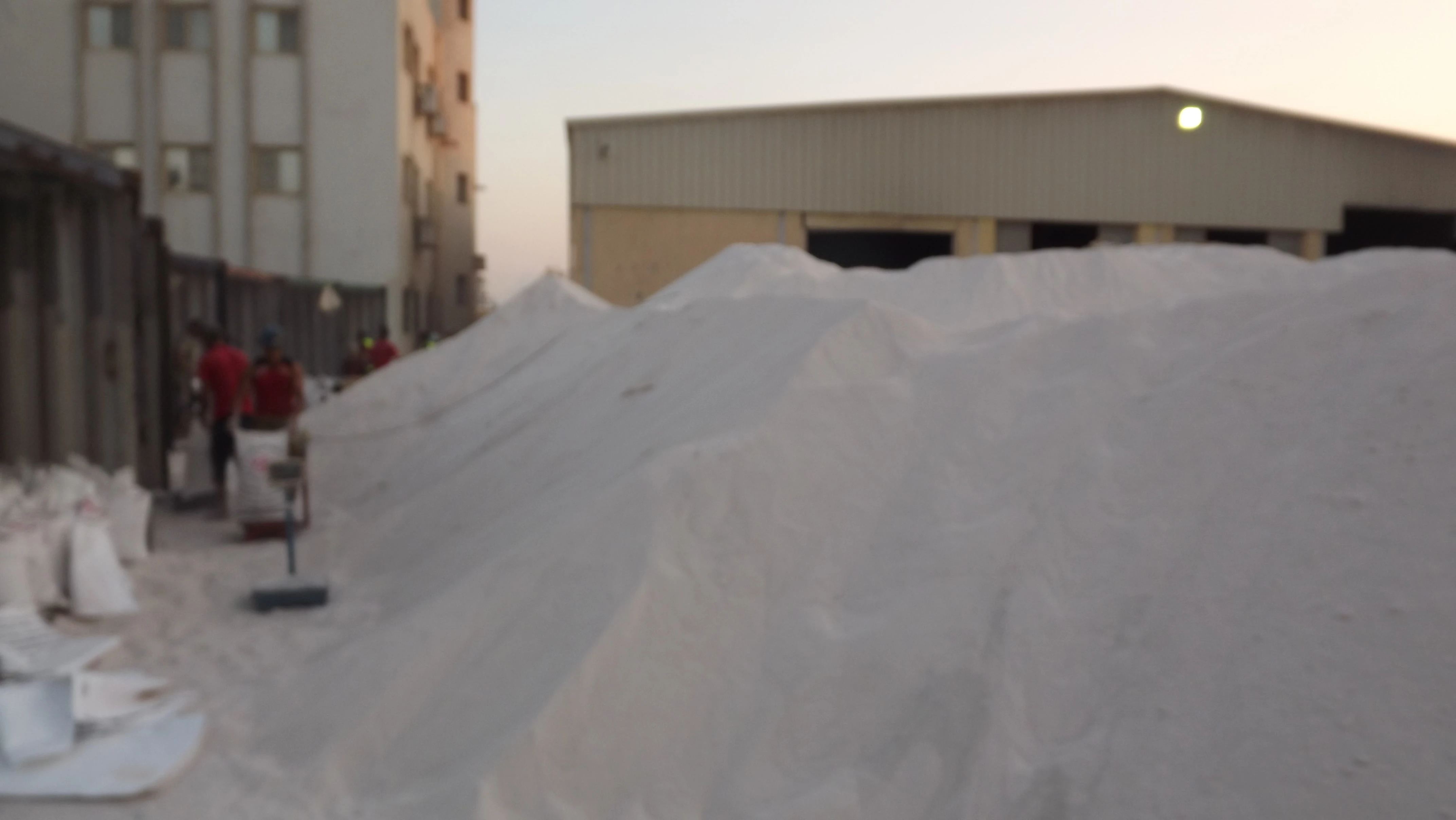 Кварцевый песок-белом песчаном 99,6% мин.