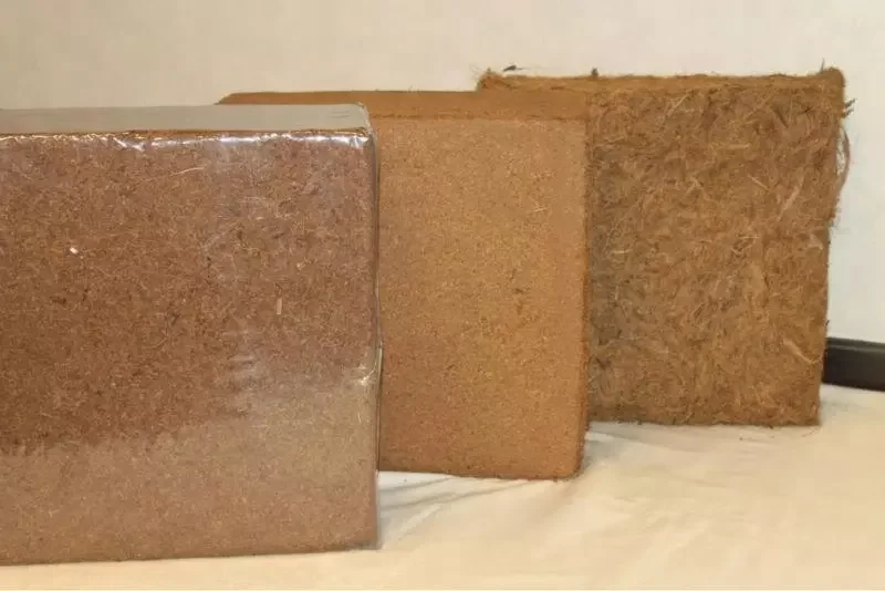 Agriculture Greenhouse Coco Peat Blocks Organic Coco Peat Blocks 5kg blocks for peat moss in good price