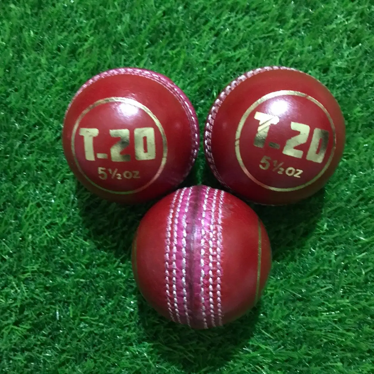 T-20 Cricket Match Ball Genuine Leather 4pc Cricket Hard Ball Cork Inner Full Grain Cow Hide Real Leather Cricket Ball t-twenty