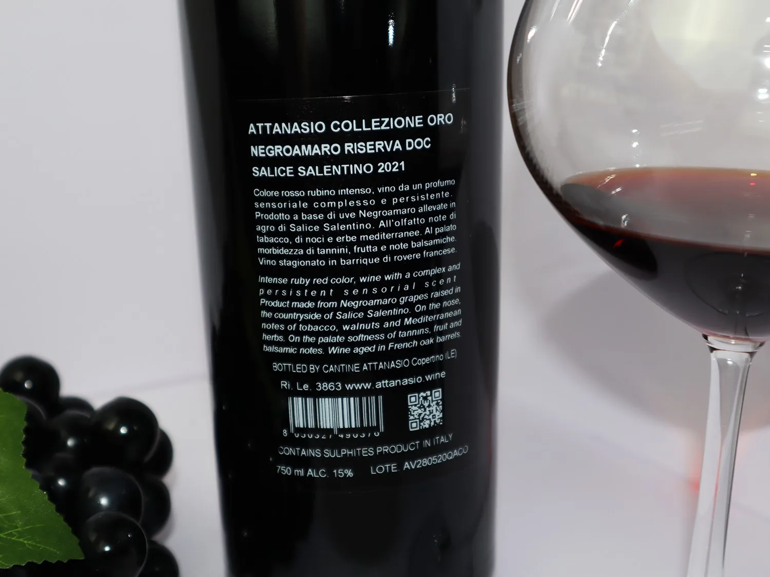 Негроамаро тип винограда сопряжения копчености полка вес поставщик attanasio colleczion Oro Riserva - DOC вина из Италии