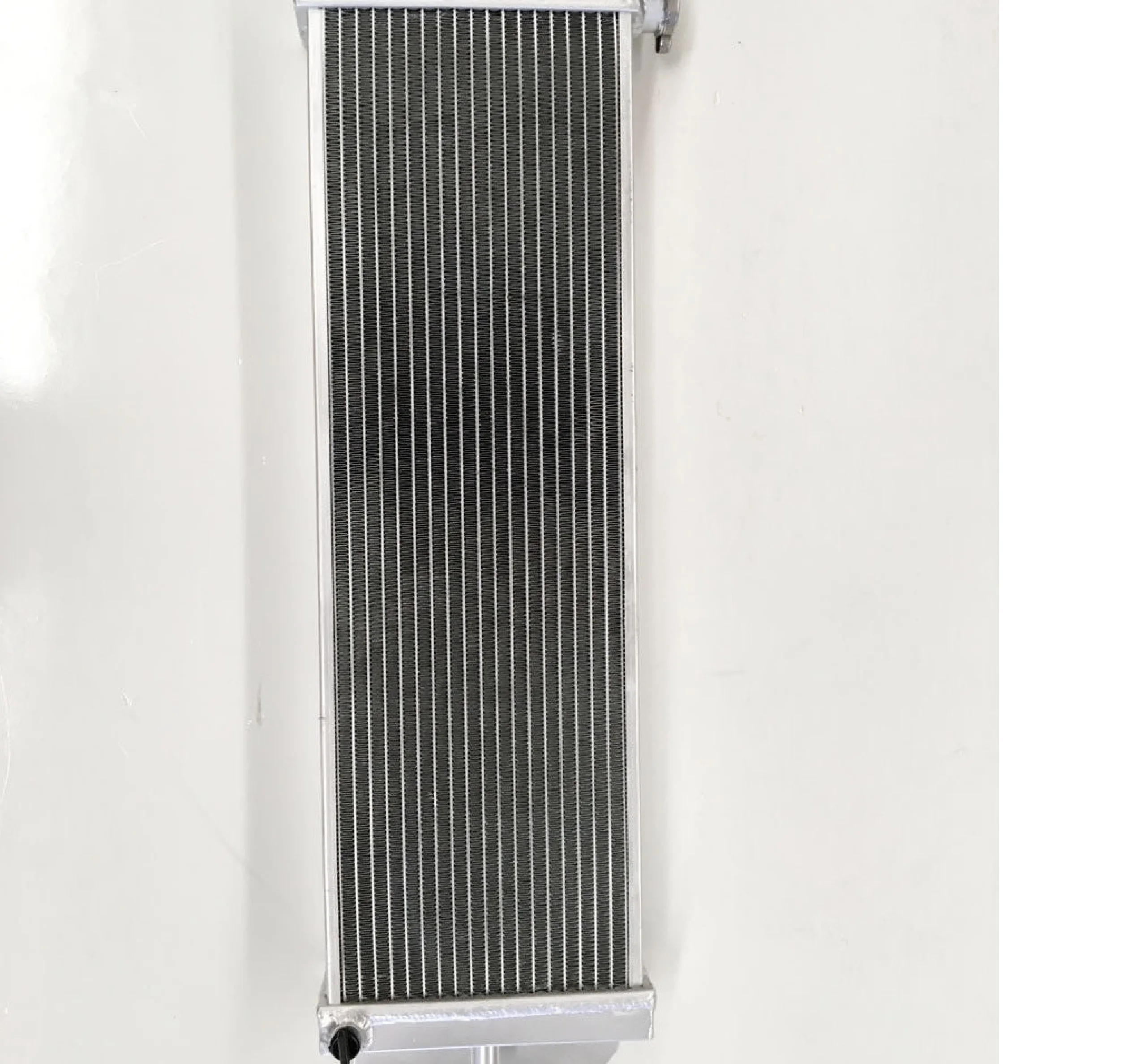 Engine Oil Radiator Core A5411880601 Mer-cedes Pump Truck Accessories 100% Authentic Product Ready Stock