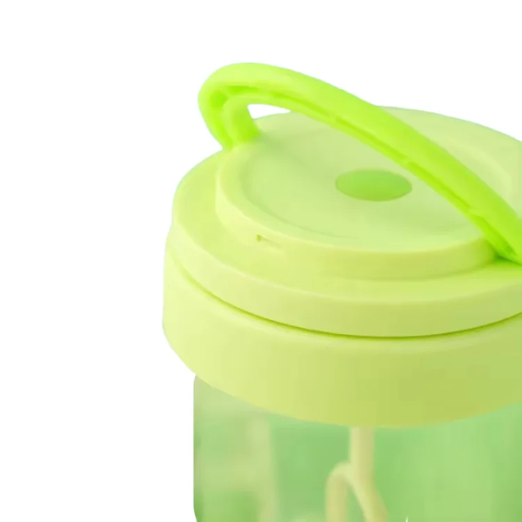 Small Automamtic stirring mug for protein, coffee mixes