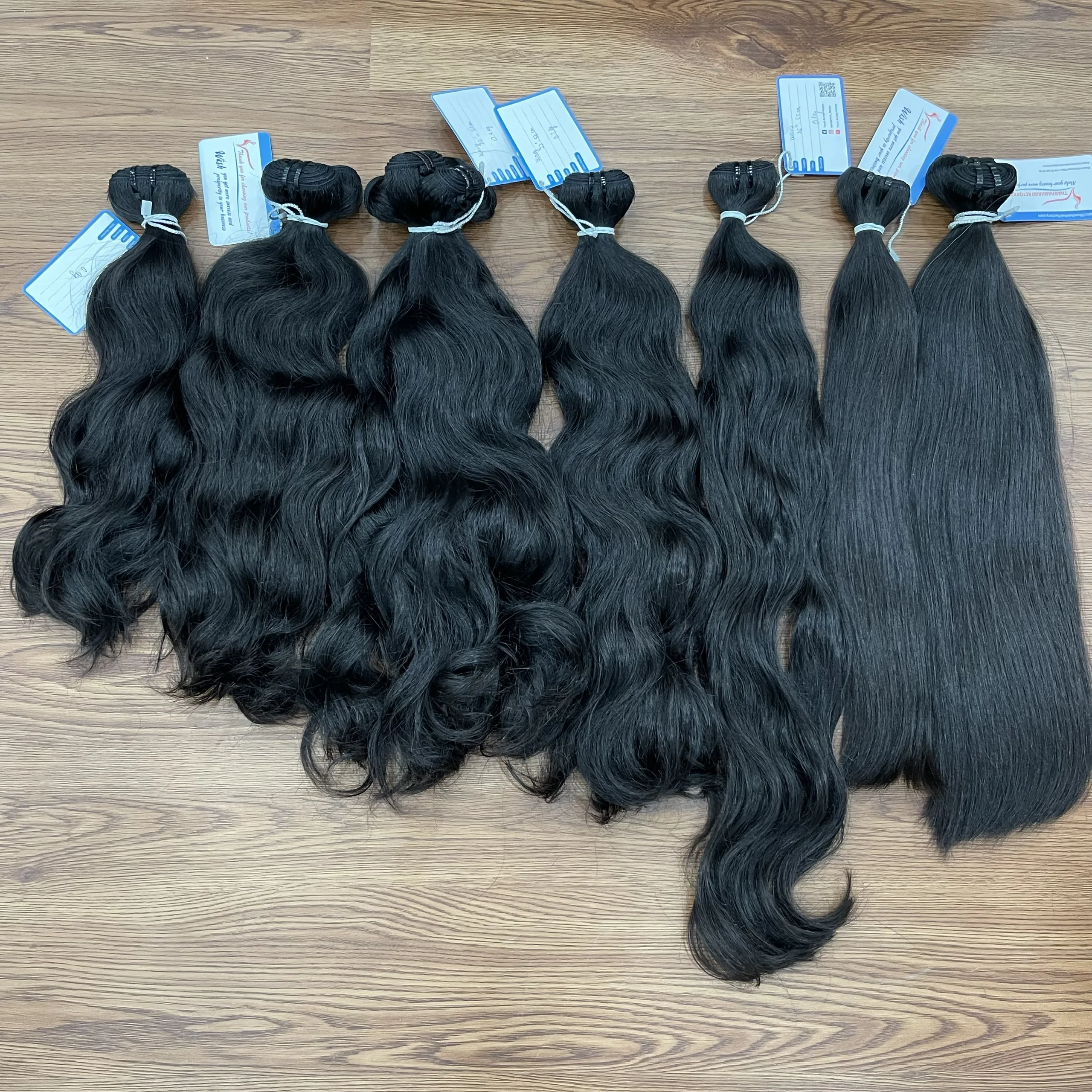 Flash sale Natural Wavy Weft 100 Grams Per Bundle Machine Double Weft 100% raw Vietnamese Human Hair tangle free wholesale price