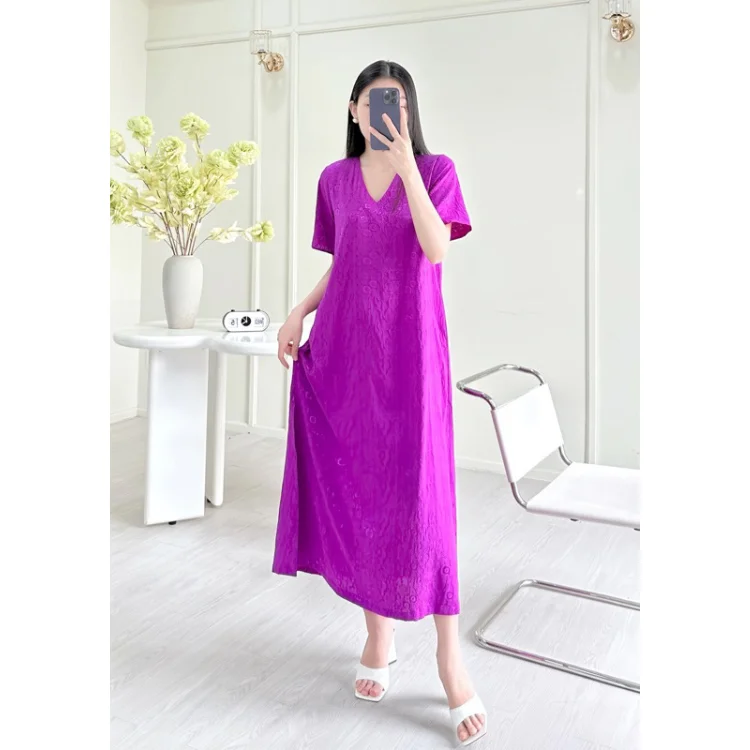 Lady Dress Good Quality Sustainable For Women Clothing Vintage Design Customized Color Vietnam Manufacturer