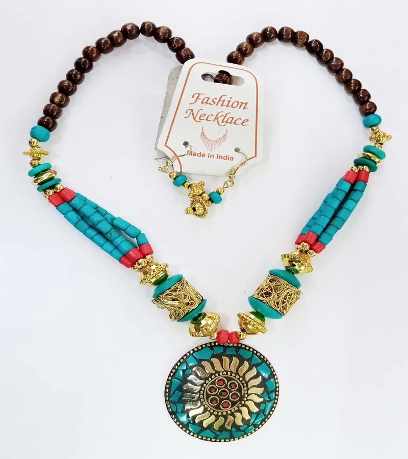 Wholesale Design Boho Fashion Jewelry Mosaic Pendent Bone Beads Necklaces GC-NK-304 for European girls and Women Use.