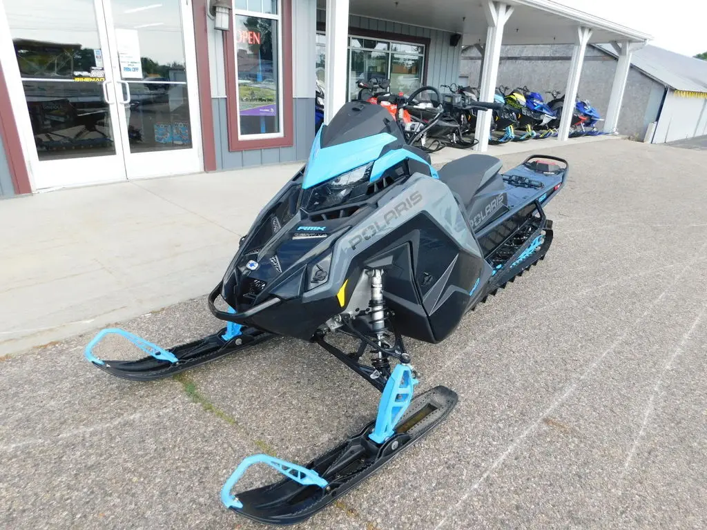 P0laris Snowmobile 850 Pro RMK Matryx 155
