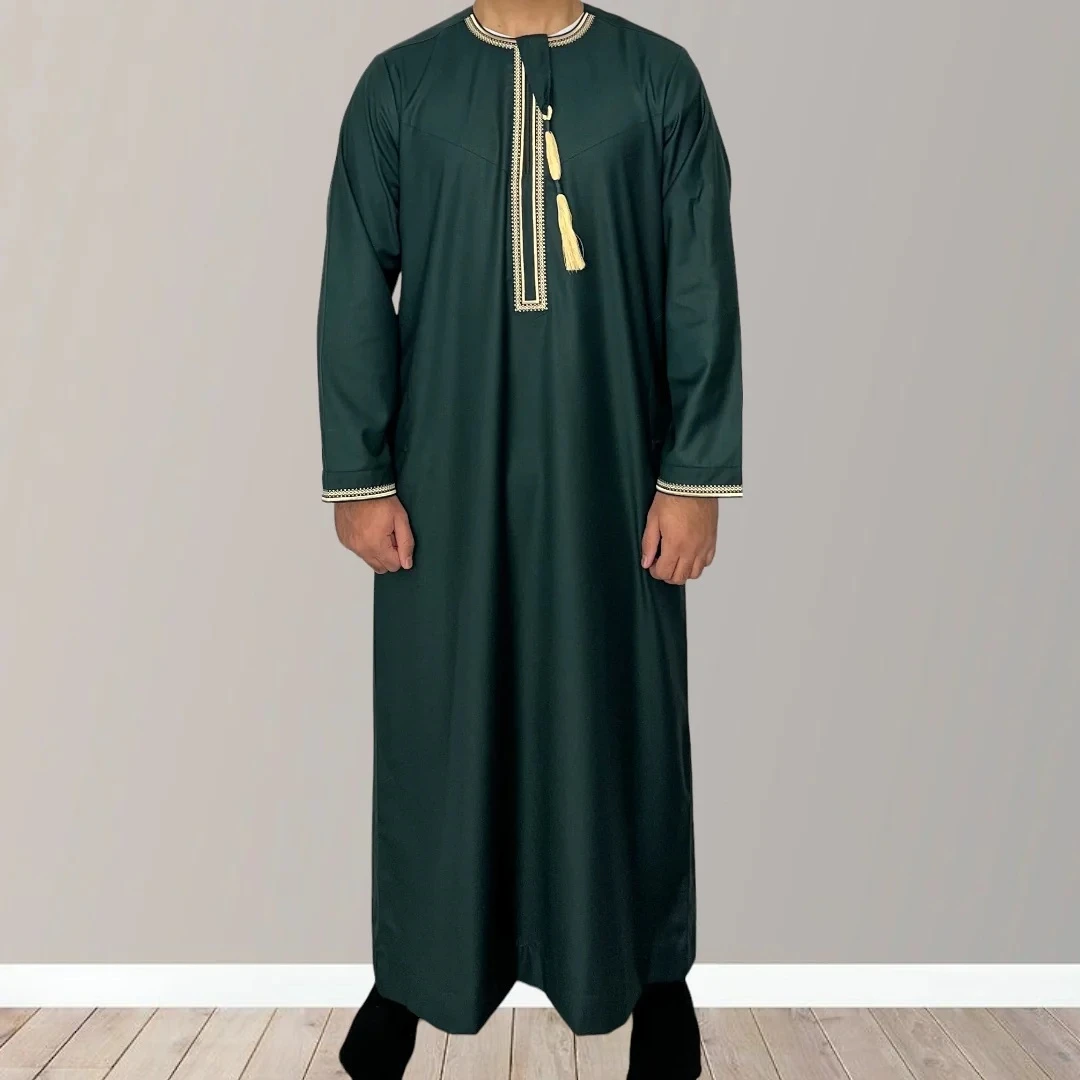 Customizable 2024 Arabian Thobe for Men Full Sleeve Jubba Muslim Islamic Clothing with O-Neck Tussle Patch Adults Middle East