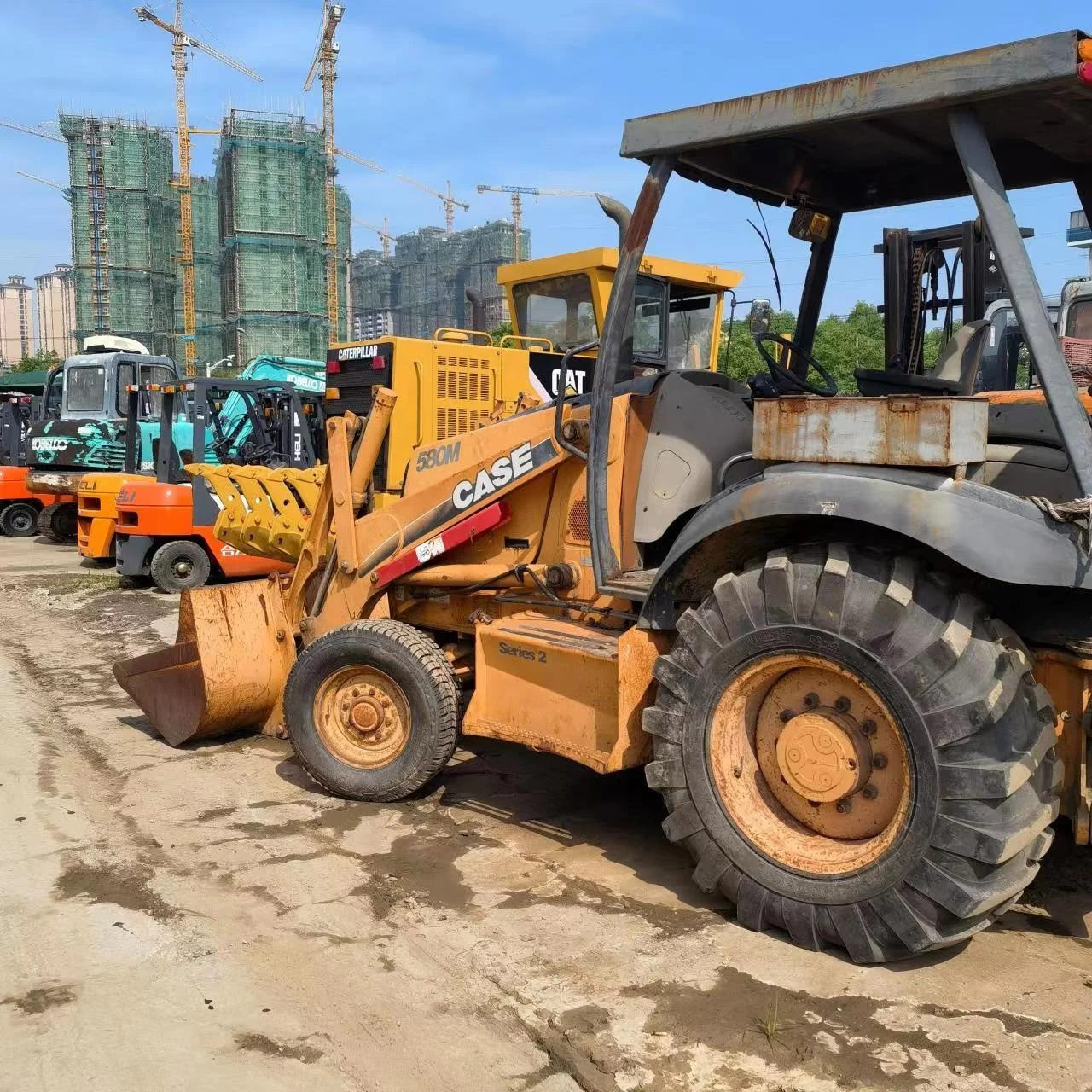 Low price 4x4 used case 580 backhoe excavator loader sale 580m 580L