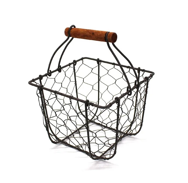 Fancy Design Decorative Fruit Storage Basket Footed Basket Farmhouse Decorative Egg Bowl Metal Iron Wire Basket Home Table