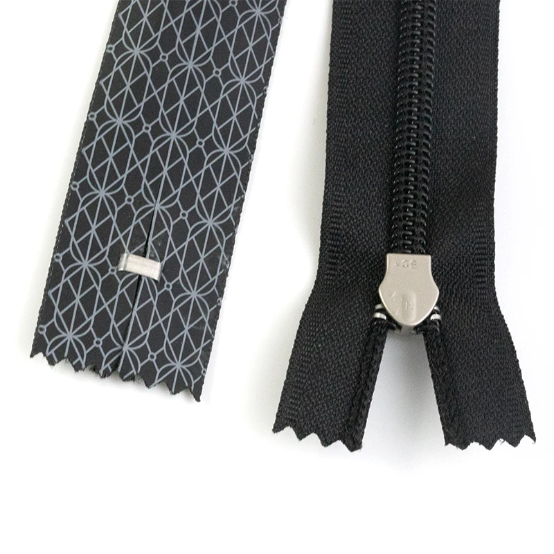 Custom High Quality Waterproof Zipper Eco-friendly Invisible Nylon No 5 Waterproof Zipper Close End Airtight Zipper For Swimwear