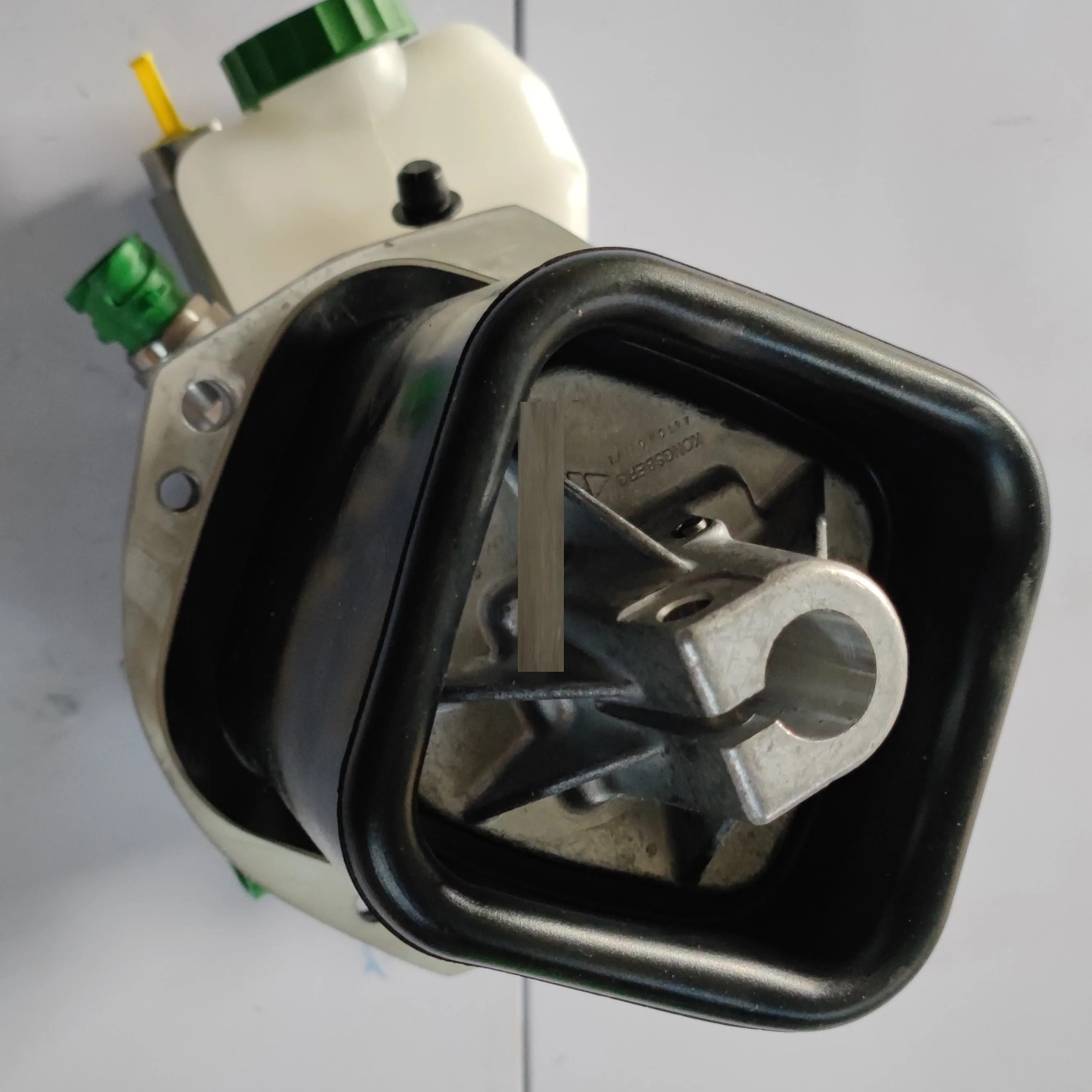 Mechanism Gear Pump A0002607998 Mer-cedes Pump Truck Accessories 100% Authentic Product Ready Stock