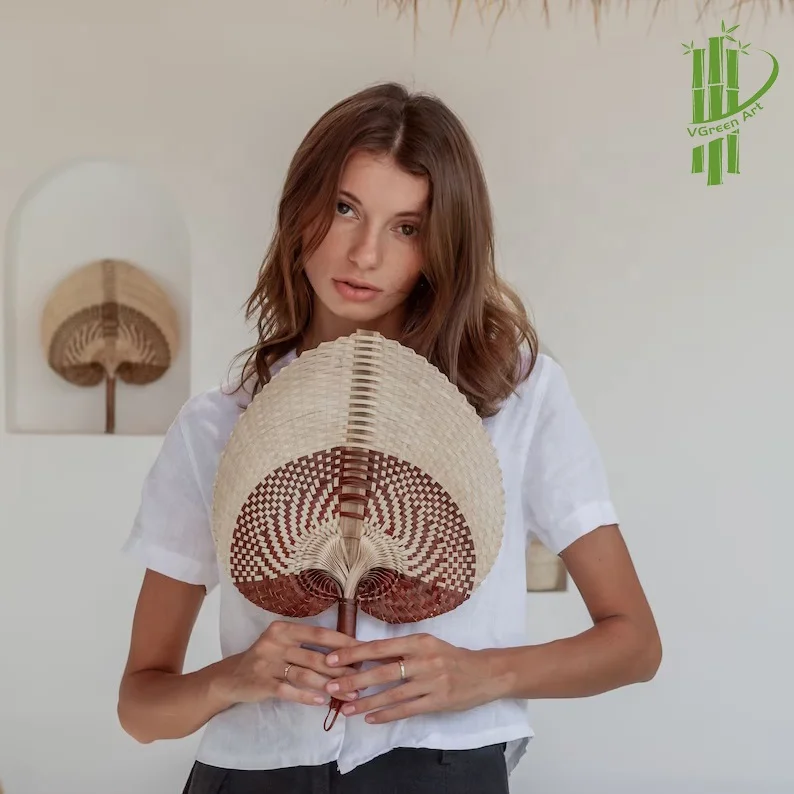 100% Natural bamboo hand-made fans brown heart shape fan mini small Hand Held Fan Paddle Summer many sizes