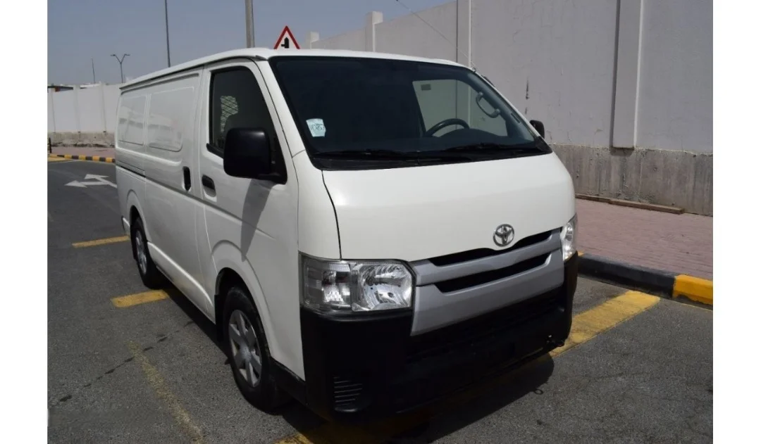 TO YOTA HIACE GL 2018 USED