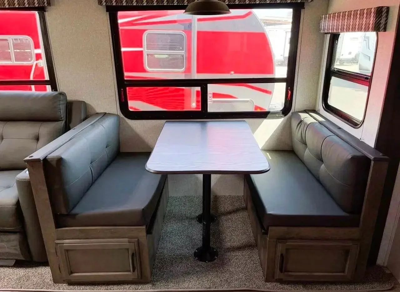 Wholesale 4X4 RV Camper Mini Caravan Camper Trailer off Road China Pickup Camping Trailer RV for Travel