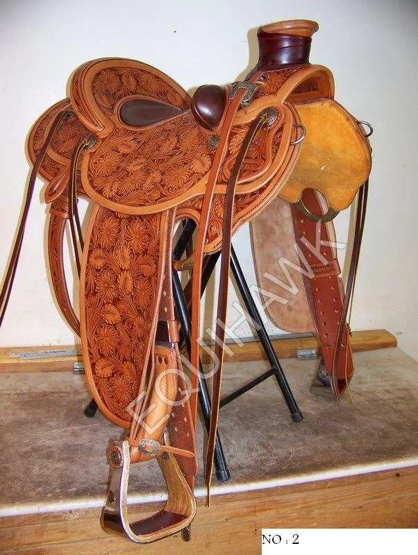 PREMIUM QUALITY WESTERN LEATHER SADDLE MADE ON FIBER TREE WITH HAND TOOLING AND CARVING DESIGN /LEATHER HORSE SADDLE