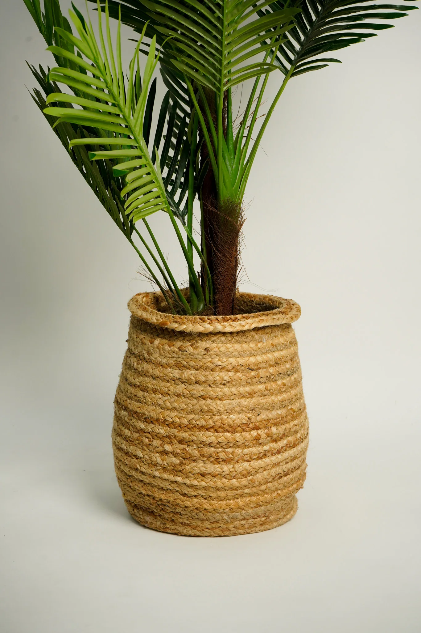 High-Quality Jute Basket Wholesale Bulk Orders for Global Export Natural Jute Basket Eco-Friendly Storage Solution