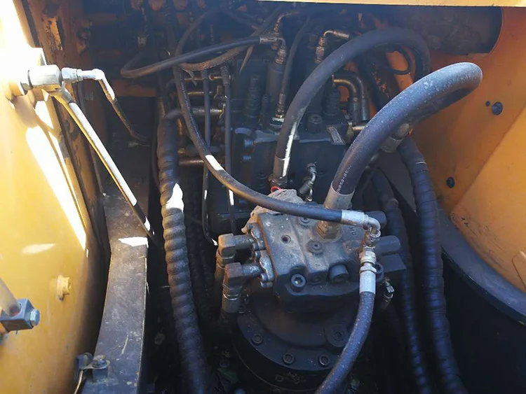 Original Second Hand 22.5Ton Hyundai 225 Crawler225Lc In Stock Excavator Digger With Cheap Price