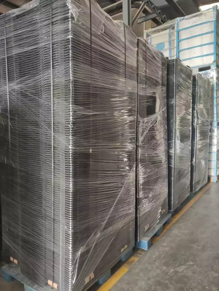 Durable Warehouse Heavy Duty Rack plastic products  Pallets for Sale Industrial Storage Surface Color 1100 x 1100 x 80 mm