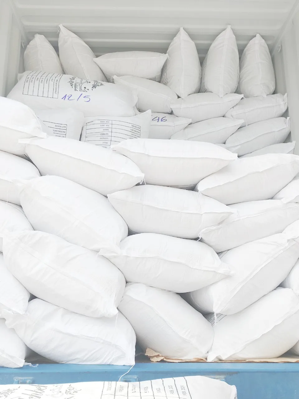 VIETNAM DESICCATED COCONUT HIGH FAT 60-65% Fat /LOW FAT 30-40% 0 FOR EXPORT USA, Europe, UAE