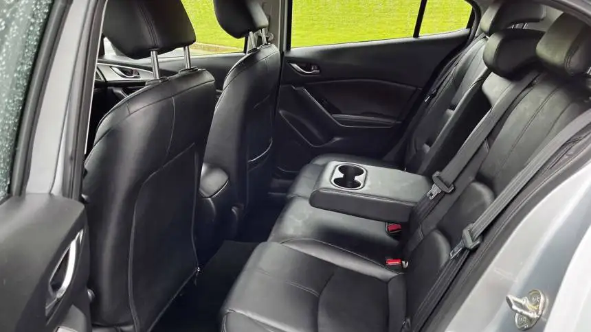 2017 Mazda Mazda3 4.jpg