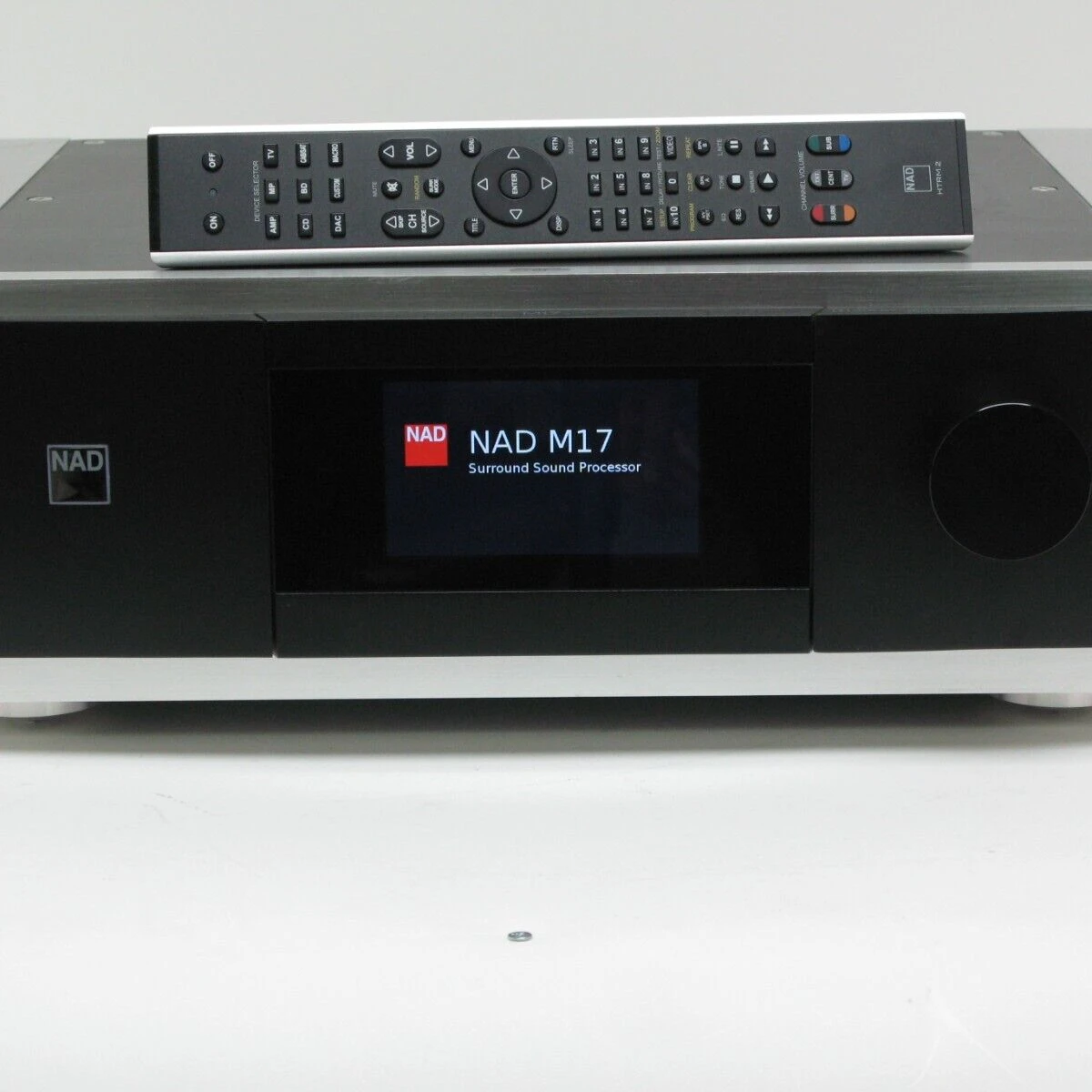 Quality Professional Audio & Video Processor NAD M17 V2i Surround Sound with Innovative Audio Effects