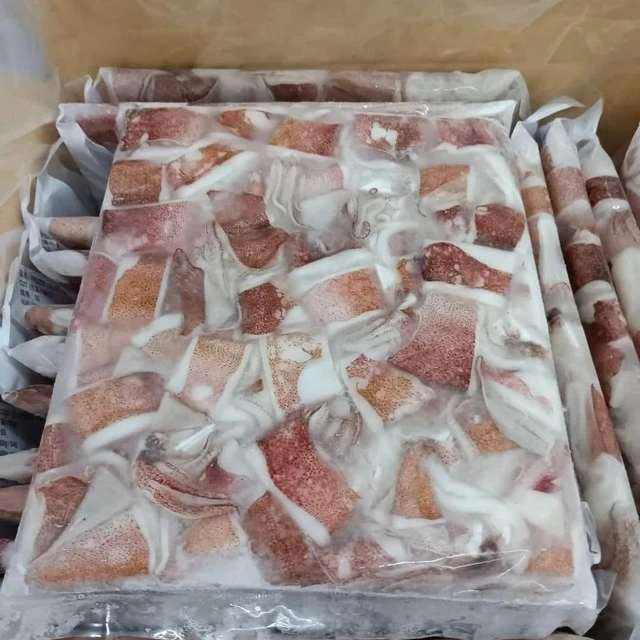 Frozen Sliced Squid Large Pieces of meat with Mustache Firm Meat 1 kg Bag