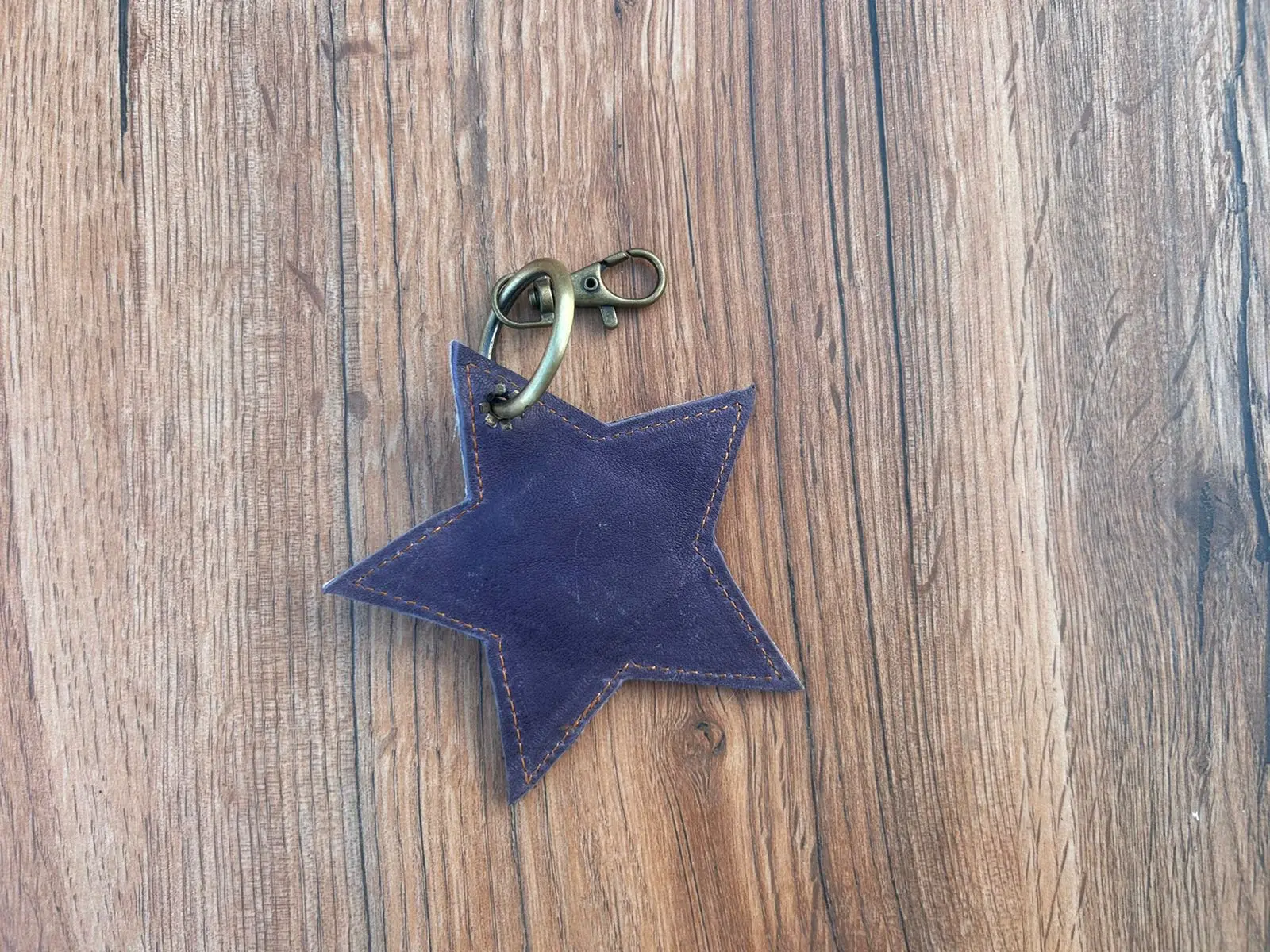 New Unique Style Cowhide Leather Keychain  Cowhide Leather Keyrings Stylish Keychain Hot Selling Real Fur keychain