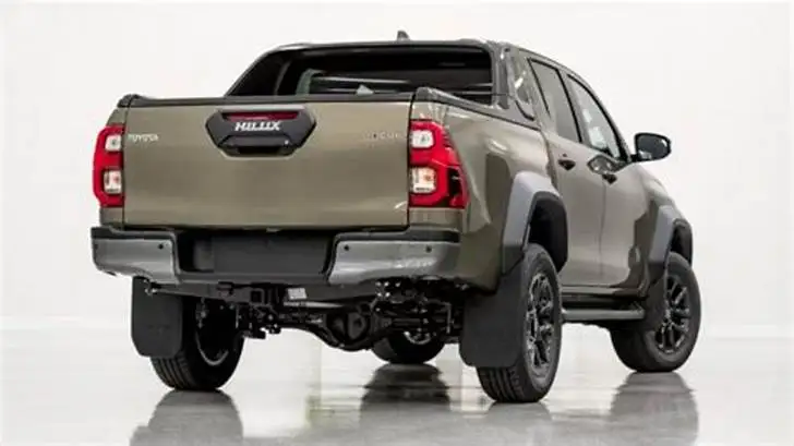 Хорошее качество используется 2020 дизельный двигатель Toyota Hilux с двойной кабиной 4x4