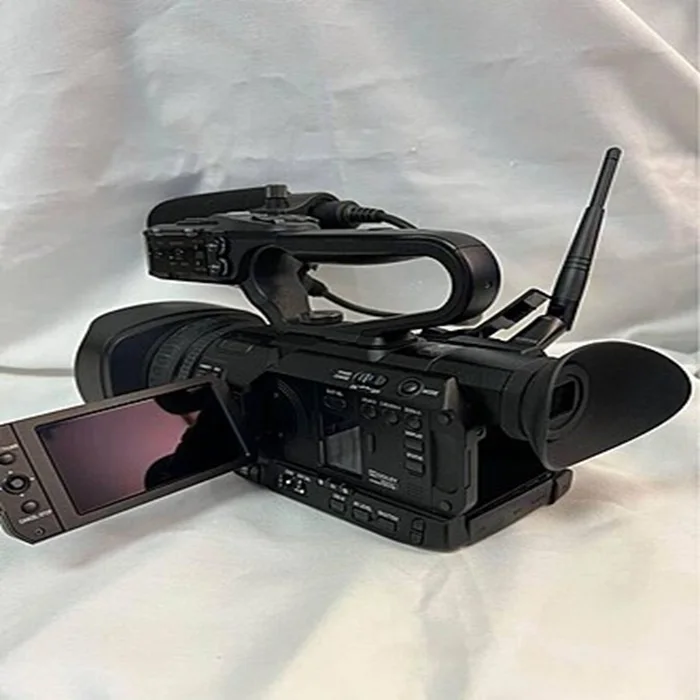 FREE SHIPPING  GY-HM200E 4K Professional Camcorder