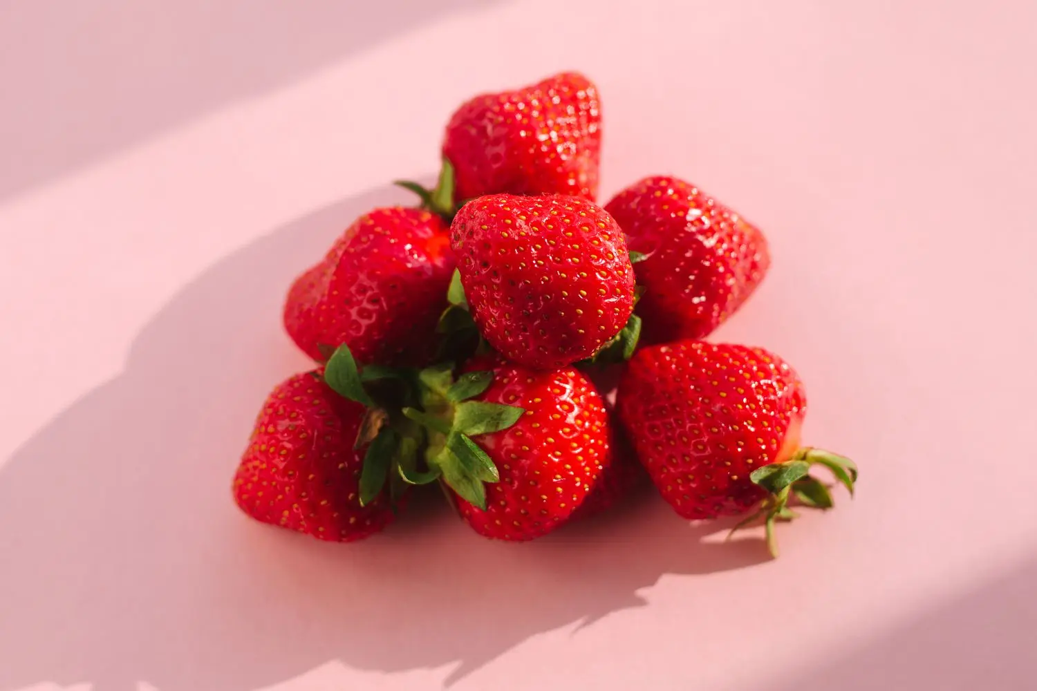 Fruit Fresh strawberry wholesale fresh  strawberries food grade 2.5kg pack 25tons 15days blueberries fresh berries
