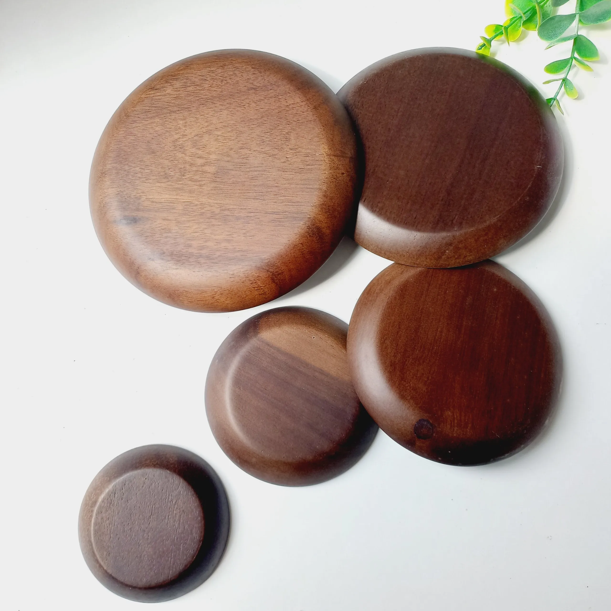 Amazon Hot Sales Wooden Serving Dishes Wood Plates For Tabletop Dinnerware Plate Sets Acacia Handmade Wood Carved Vietnam