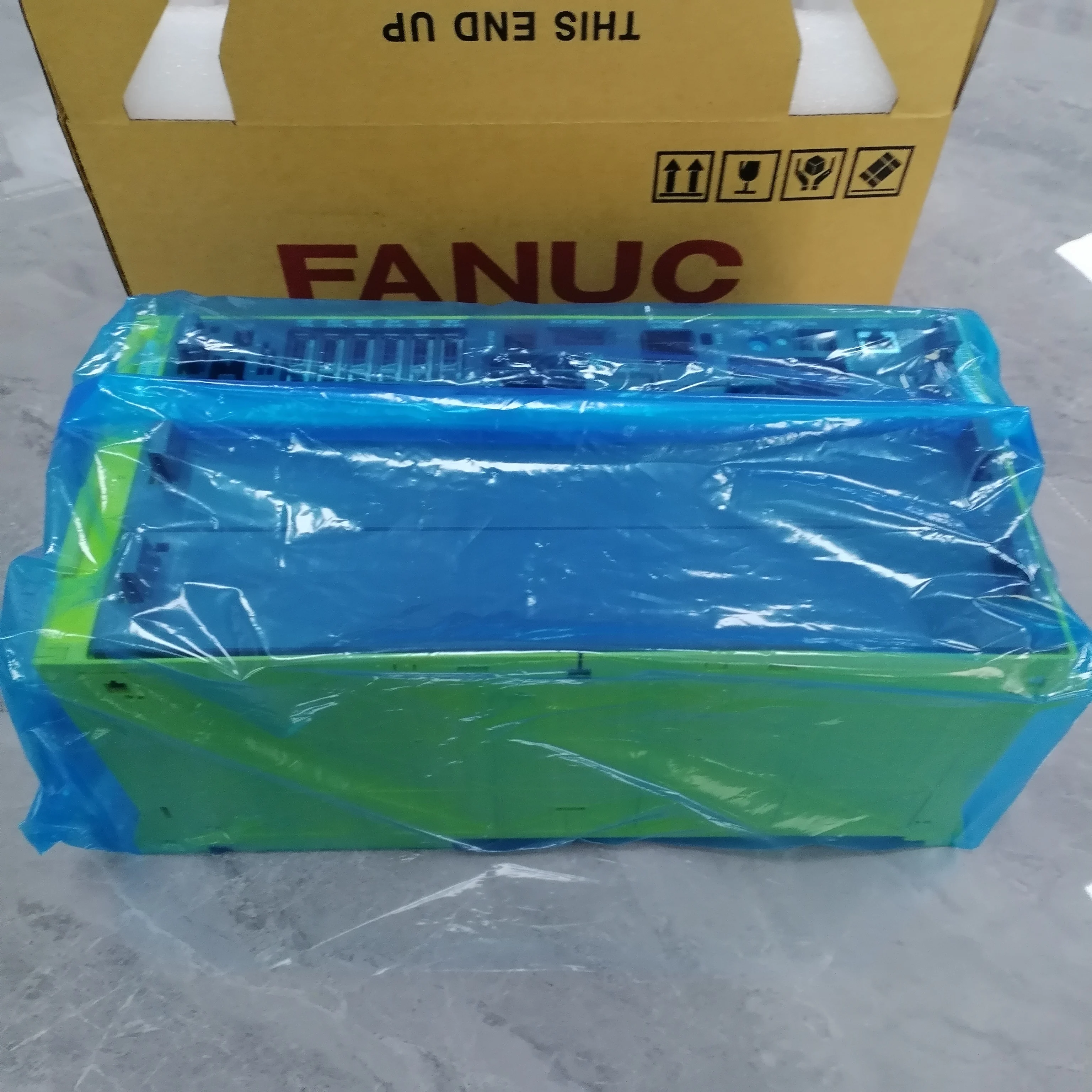 CNC Original Fanuc Plc Servo Drive A02B-0283-B803