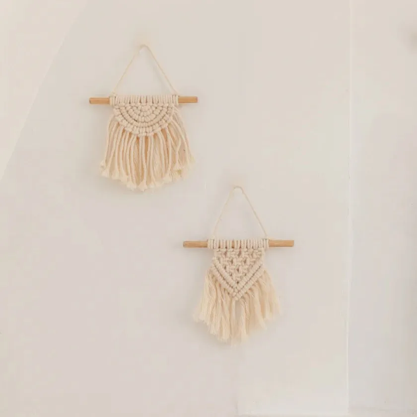 TienPhong 2024 Hanging Woven Iris Small Macrame Wall Hanging for Boho, Farmhouse & Rustic Decor