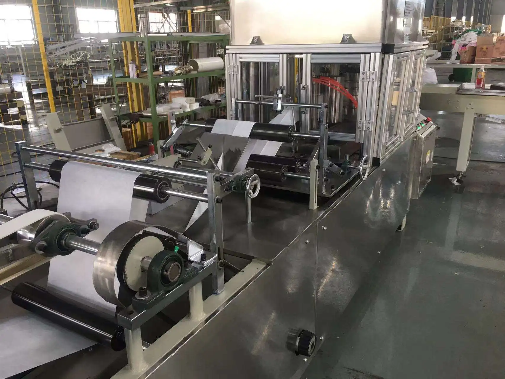 High Speed Automatic Portable Baby Wet Tissue Wiping Towel Folding Making Machine Wet Towel Production Line