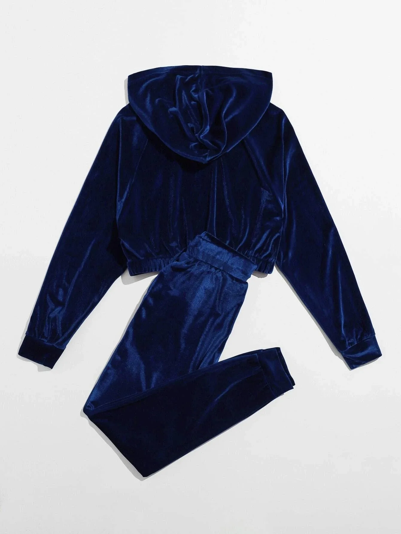 Premium quality Customized Women Tracksuit Casual Fashion Wear Velour Tracksuit For Women at wholesale
