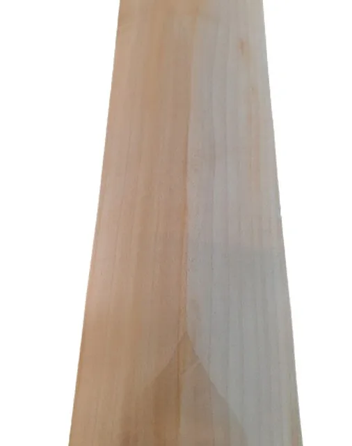High Quality Natural Willow Wood customized English Willow Cricket Bat of Branded Srinika Sports or Customized Embossed Stickers
