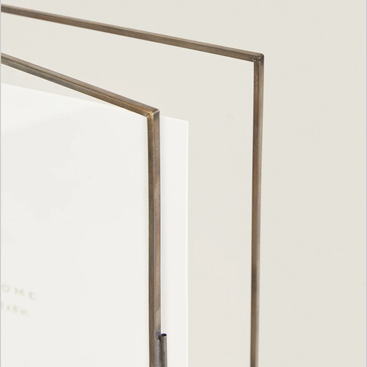 Antique Brass Gold Double Glass Metal Photo Frame Vintage Style Evergreen Photo Frames with Stand