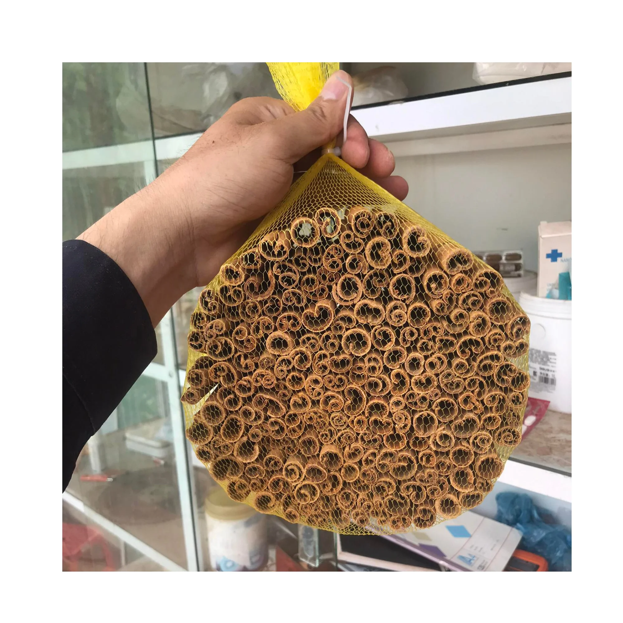 High Oil Cigar Cassia Wholesale Price For Bulk Quantity Vietnam Supplier with competitive price