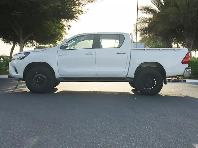 Used Toyota Hilux Single Cabin Pick up 4x2, 4x4