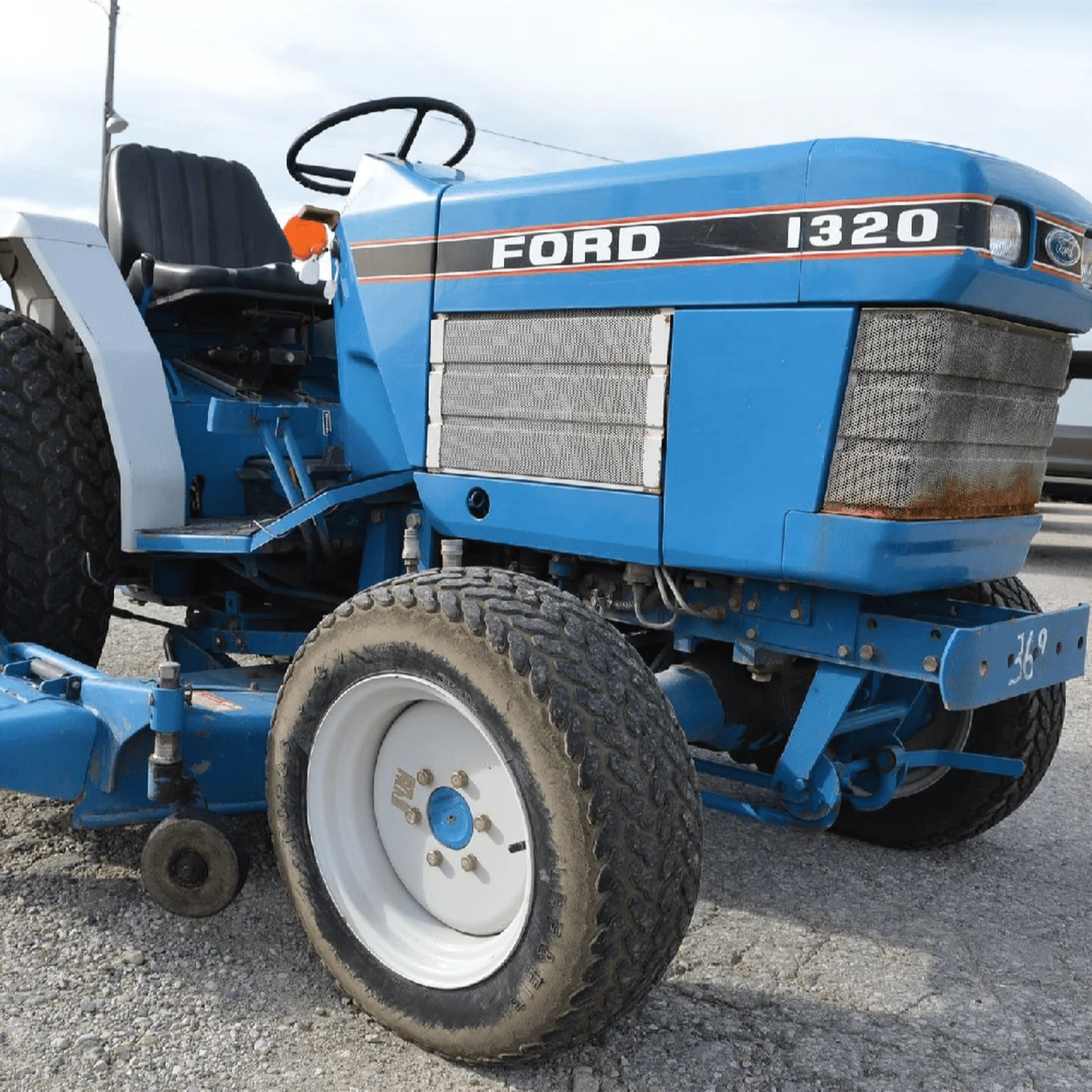 Original Uk Farming Tractor Fairly Used FORD 1320 Farm With Front Loader 4x4 Tractor In Stock Now